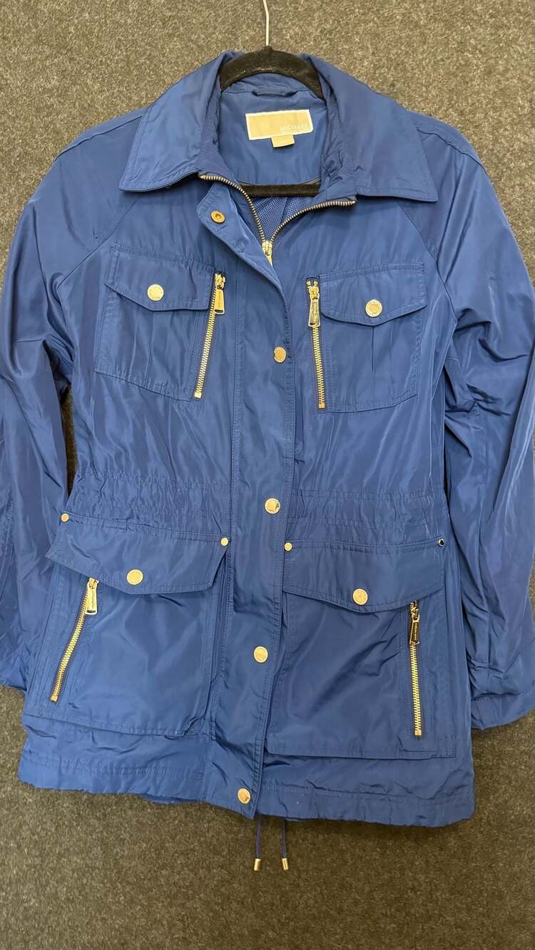 MICHAEL Michael Kors Women's Utility Anorak Jacket in Navy Blue